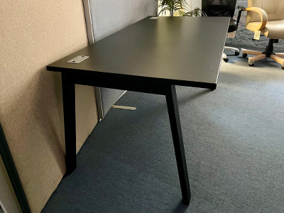 Desk Desk